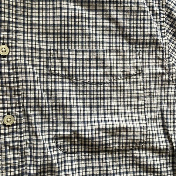 Short sleeve button down blue plaid - Picture 4 of 5